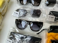 Marc jacobs zonnebril (16x) - afbeelding 7 van  11