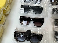 Marc jacobs zonnebril (17x) - afbeelding 8 van  13