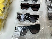 Marc jacobs zonnebril (17x) - afbeelding 9 van  13