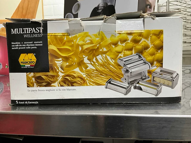 Marcato multipast pasta machine set + philips hr2832 pastamachine - afbeelding 9 van  14