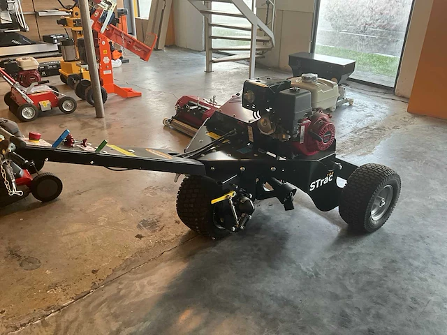 Maredo strac 700 werktuigdrager met bijhorende tools - afbeelding 7 van  13