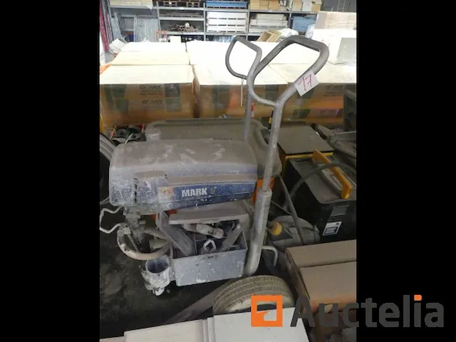 Mark v verf spuitmachine - afbeelding 1 van  6