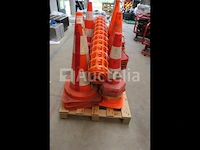Markering van kegels en markering van hekrol - afbeelding 3 van  10