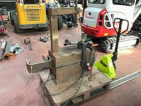 Markiches werk 0783 banden de-en montageapparaat - afbeelding 1 van  8