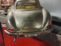 Marklin metealen mercedes 300sl 1952 met certificaat 370mm nieuw in org. doos - afbeelding 6 van  8
