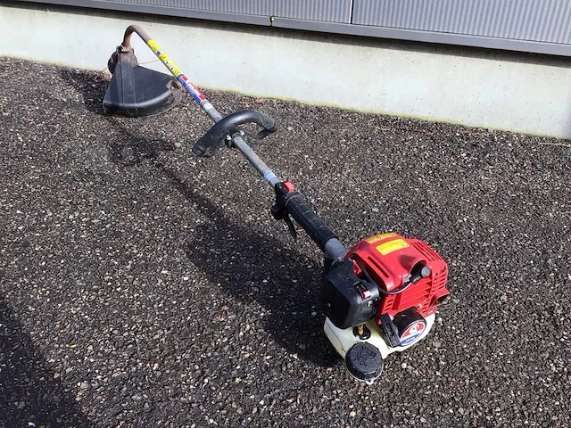 Marliyama ee200 benzine bosmaaier - afbeelding 1 van  4