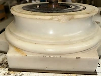 Marmeren voet - afbeelding 4 van  5