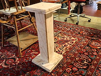 Marmeren zuil - afbeelding 1 van  3