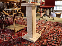 Marmeren zuil - afbeelding 2 van  3