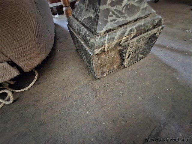 Marmerr zuil - afbeelding 2 van  2