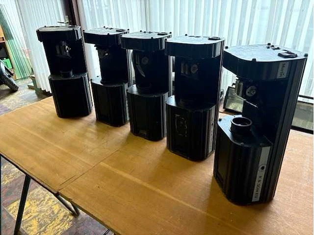 Martin - various light equipment (5x) - afbeelding 1 van  7