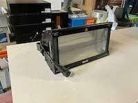 Martin atomic 3000 dmx stroboscoop - afbeelding 1 van  6