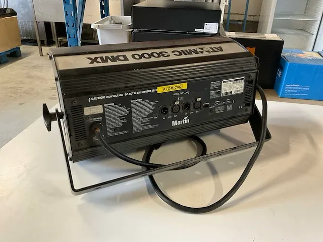 Martin atomic 3000 dmx stroboscoop - afbeelding 6 van  6