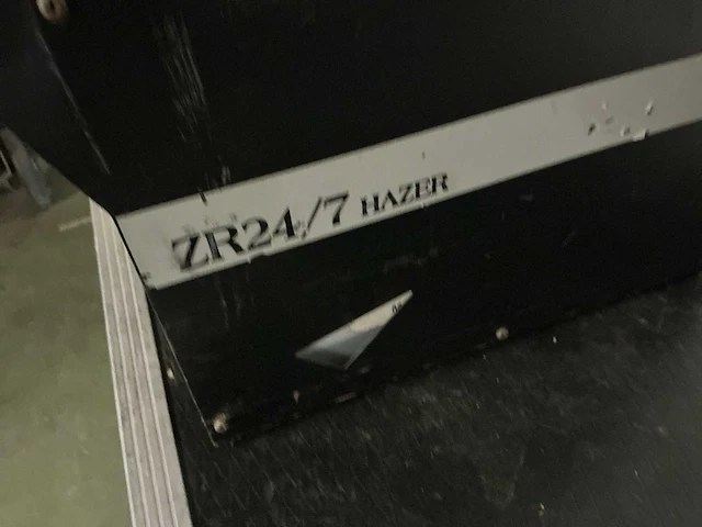 Martin jem zr24/7 rookmachine - afbeelding 3 van  5