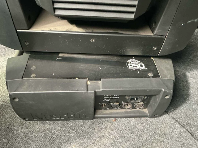 Martin mac 250 moving head - afbeelding 7 van  40