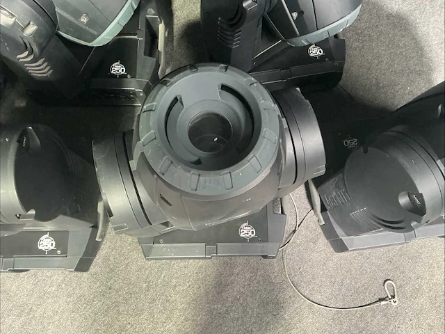 Martin mac 250 moving head - afbeelding 13 van  40
