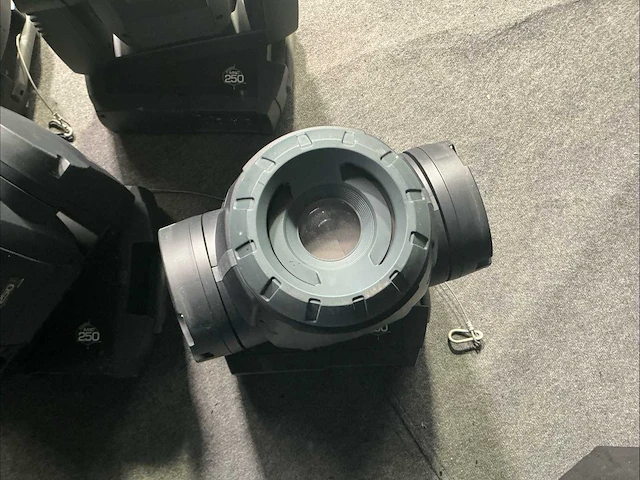 Martin mac 250 moving head - afbeelding 16 van  40
