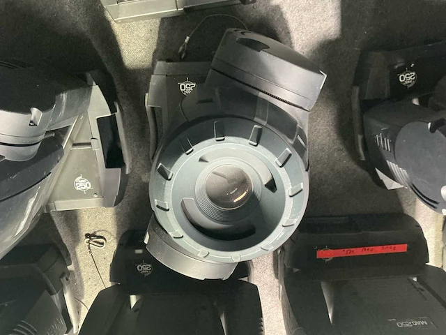 Martin mac 250 moving head - afbeelding 38 van  40