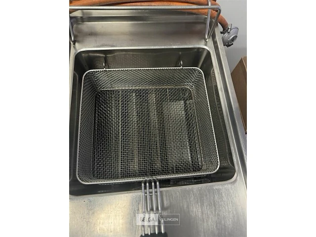 Mas-baga friteuse op gas en wielen - afbeelding 5 van  7