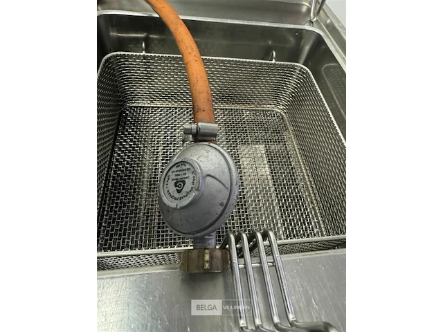 Mas-baga friteuse op gas en wielen - afbeelding 6 van  7