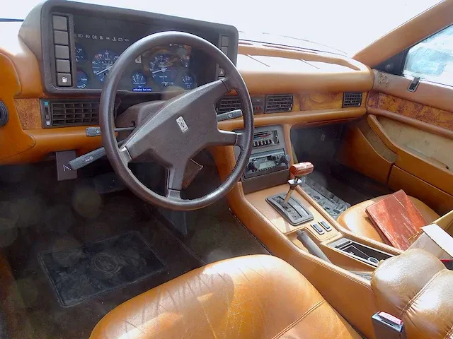 Maserati biturbo coupé (barn-find) - afbeelding 30 van  59