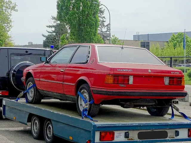 Maserati biturbo coupé (barn-find) - afbeelding 23 van  59