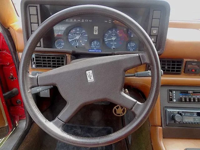 Maserati biturbo coupé (barn-find) - afbeelding 39 van  59