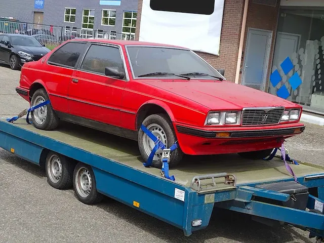Maserati biturbo coupé (barn-find) - afbeelding 45 van  59