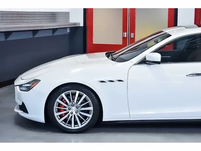 Maserati ghibli q4 sedan 3,0l v6 - 2015 - afbeelding 98 van  100
