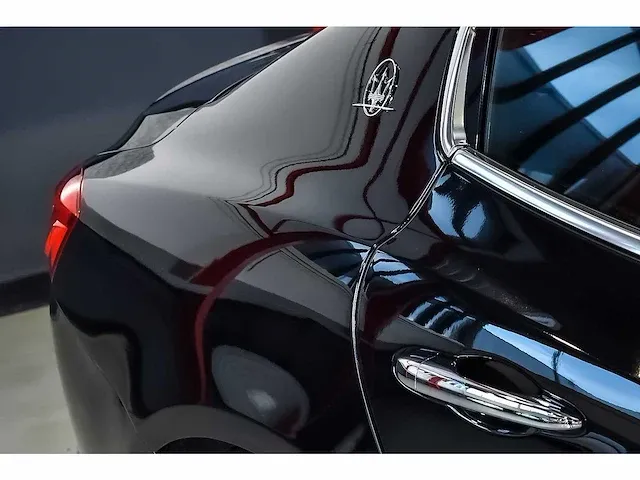 Maserati ghibli sedan 3,0l v6 - 2018 - afbeelding 7 van  100