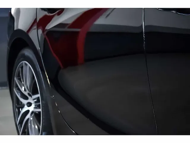 Maserati ghibli sedan 3,0l v6 - 2018 - afbeelding 9 van  100