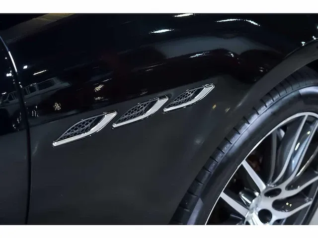 Maserati ghibli sedan 3,0l v6 - 2018 - afbeelding 11 van  100