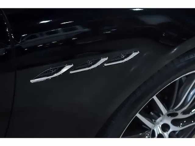 Maserati ghibli sedan 3,0l v6 - 2018 - afbeelding 17 van  100