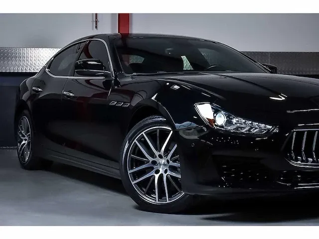 Maserati ghibli sedan 3,0l v6 - 2018 - afbeelding 21 van  100