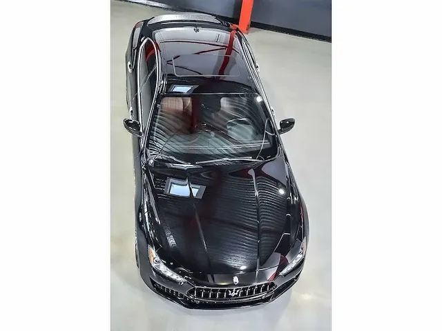 Maserati ghibli sedan 3,0l v6 - 2018 - afbeelding 31 van  100