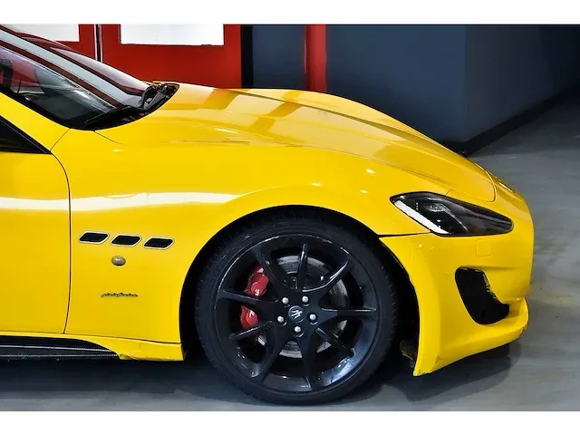 Maserati grancabrio convertible 4,7l v8 - 2016 - afbeelding 8 van  76