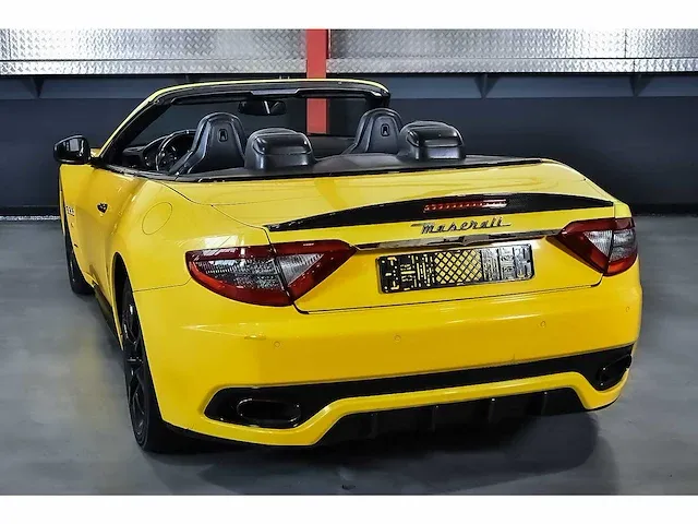 Maserati grancabrio convertible 4,7l v8 - 2016 - afbeelding 18 van  76