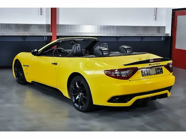 Maserati grancabrio convertible 4,7l v8 - 2016 - afbeelding 19 van  76