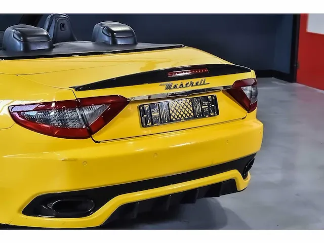 Maserati grancabrio convertible 4,7l v8 - 2016 - afbeelding 31 van  76
