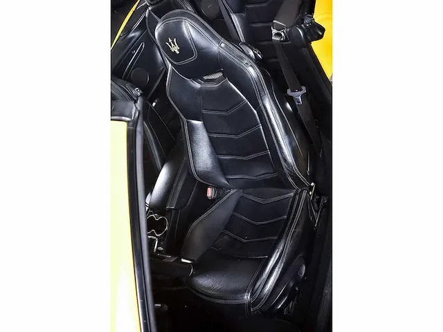 Maserati grancabrio convertible 4,7l v8 - 2016 - afbeelding 54 van  76
