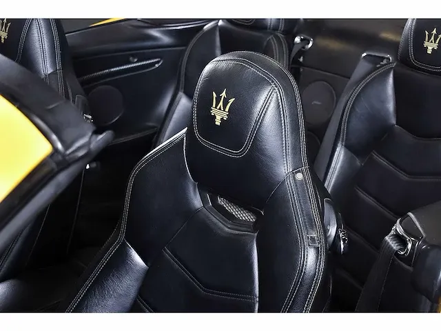 Maserati grancabrio convertible 4,7l v8 - 2016 - afbeelding 55 van  76