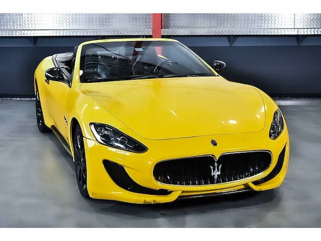 Maserati grancabrio convertible 4,7l v8 - 2016 - afbeelding 45 van  76