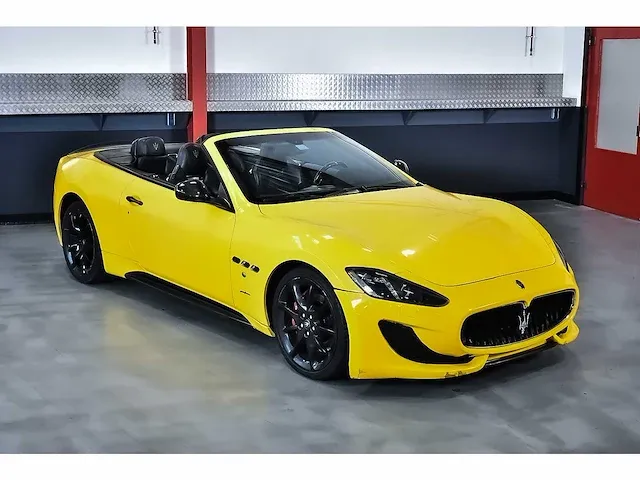 Maserati grancabrio convertible 4,7l v8 - 2016 - afbeelding 67 van  76