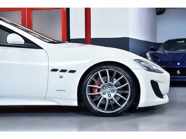 Maserati granturismo s coupe 4,7l v8 - 2013 - afbeelding 8 van  100