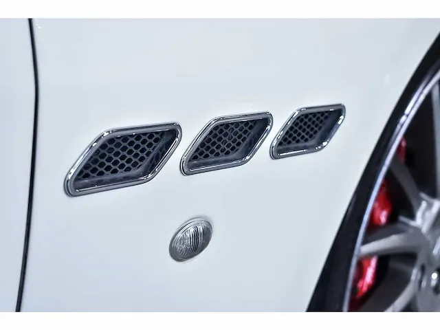 Maserati granturismo s coupe 4,7l v8 - 2013 - afbeelding 11 van  100
