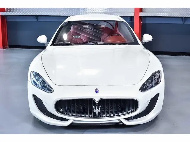Maserati granturismo s coupe 4,7l v8 - 2013 - afbeelding 13 van  100