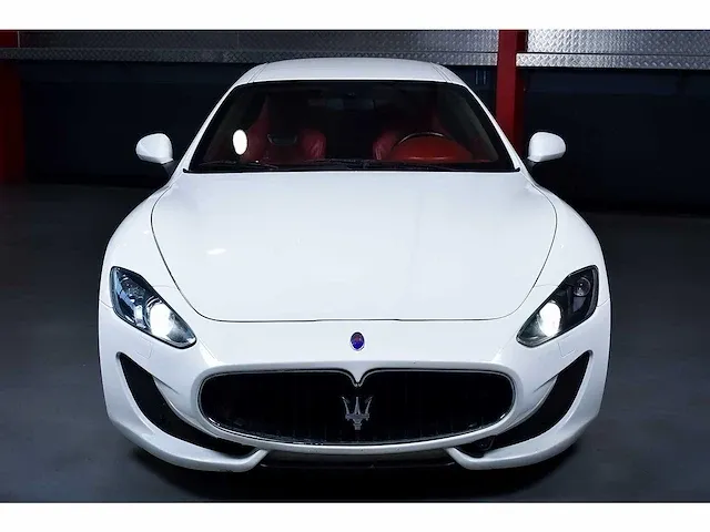 Maserati granturismo s coupe 4,7l v8 - 2013 - afbeelding 24 van  100