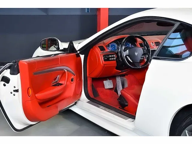 Maserati granturismo s coupe 4,7l v8 - 2013 - afbeelding 55 van  100