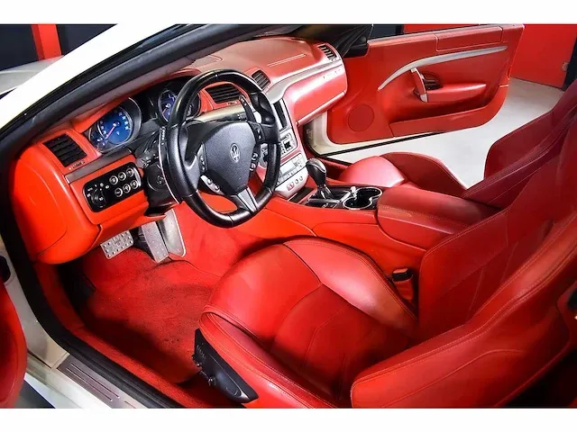 Maserati granturismo s coupe 4,7l v8 - 2013 - afbeelding 63 van  100
