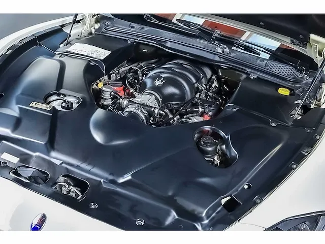 Maserati granturismo s coupe 4,7l v8 - 2013 - afbeelding 99 van  100
